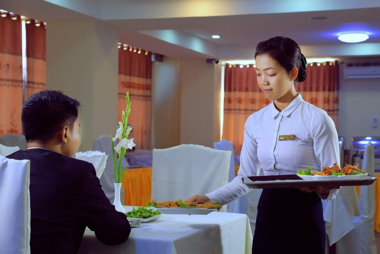 King&Queen Hotel Monywa Buitenkant foto