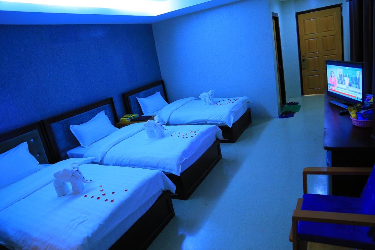 King&Queen Hotel Monywa Buitenkant foto